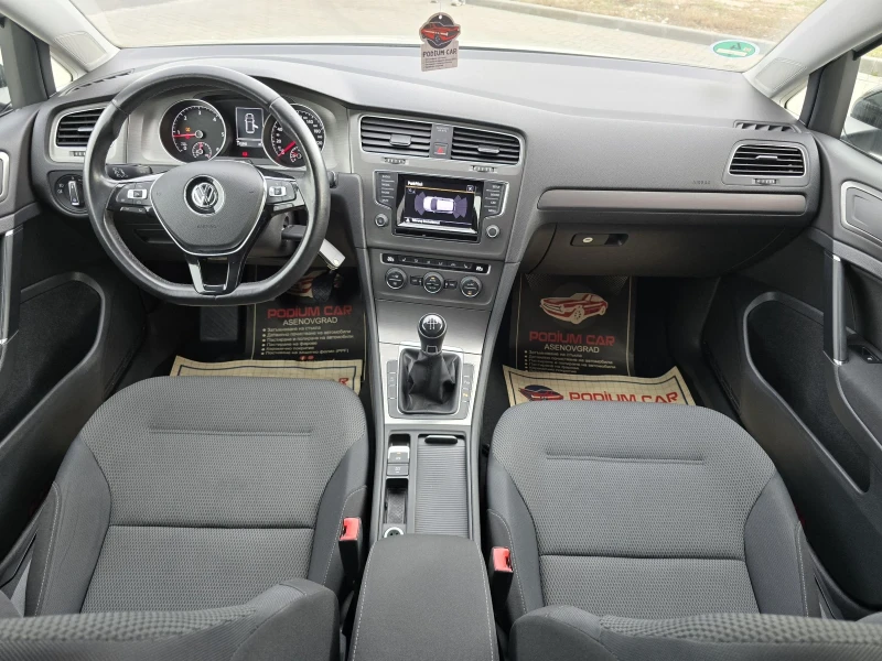 VW Golf 1.6TDi/DISTRONIK/TEMPOMAT/FULL, снимка 9 - Автомобили и джипове - 49498353