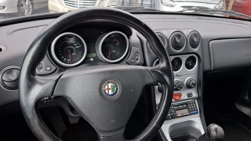 Alfa Romeo Spider 2.0 NOV VNOS GERMANY, снимка 15 - Автомобили и джипове - 50008568