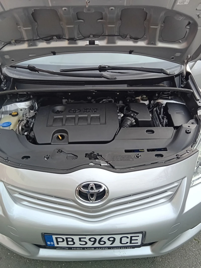 Toyota Verso 2011, снимка 14 - Автомобили и джипове - 52506159