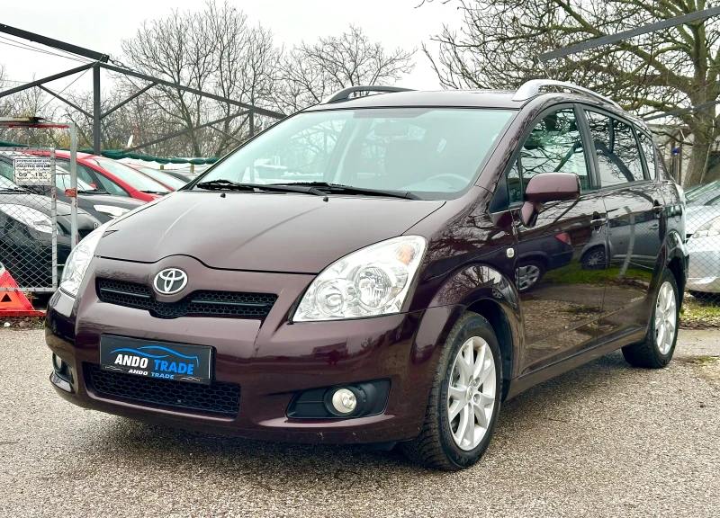 Toyota Corolla verso 2.2 D4D -Face