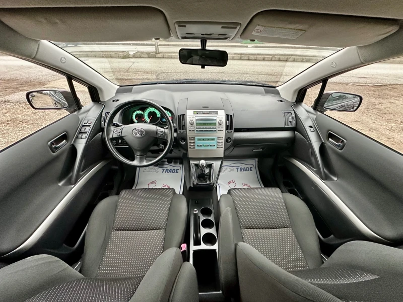 Toyota Corolla verso 2.2 D4D -Face, снимка 9 - Автомобили и джипове - 52858172