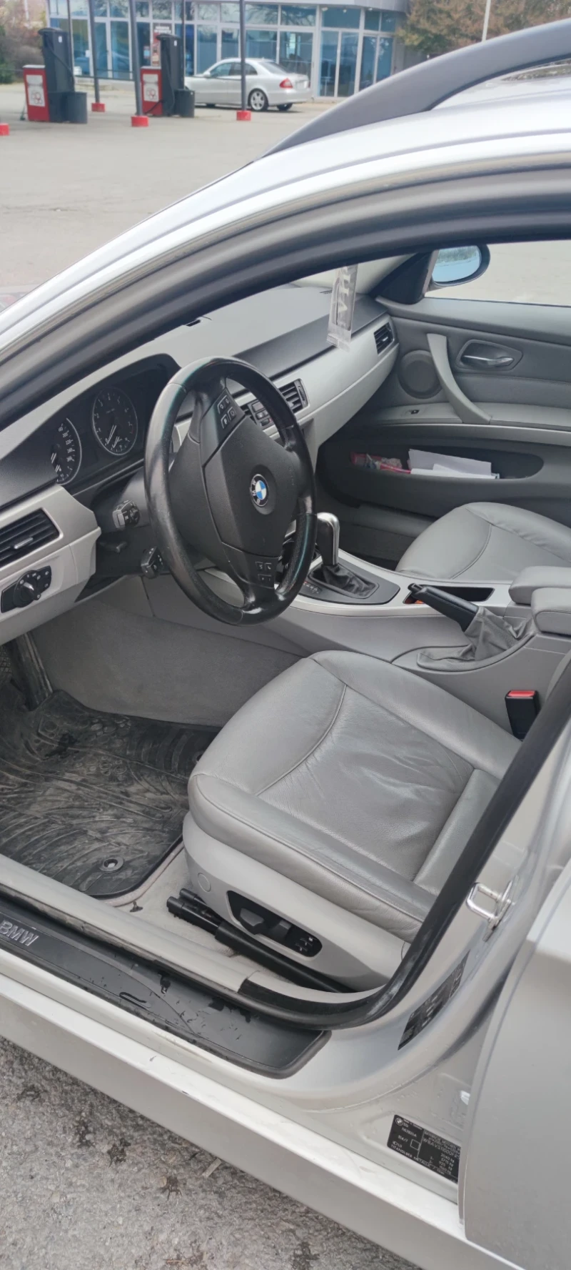 BMW 325 E91, снимка 9 - Автомобили и джипове - 53295330
