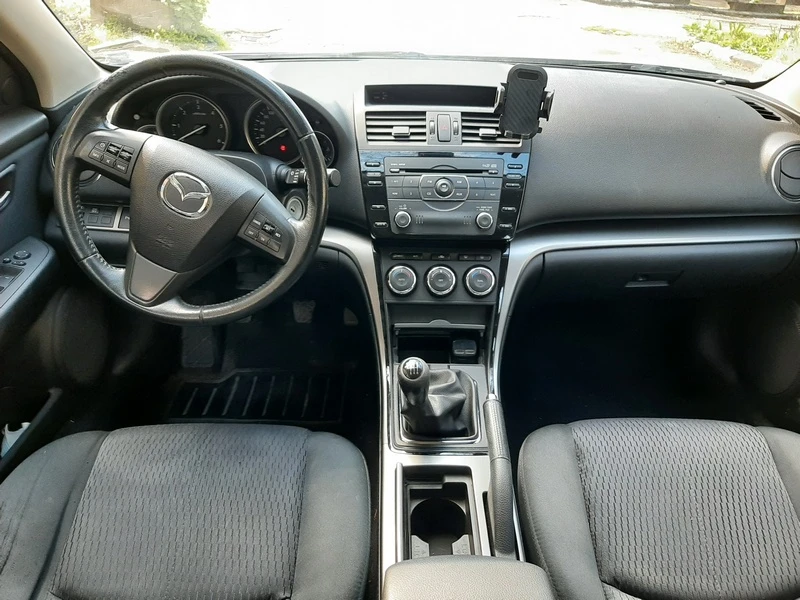 Mazda 6 2.2, снимка 5 - Автомобили и джипове - 54176755