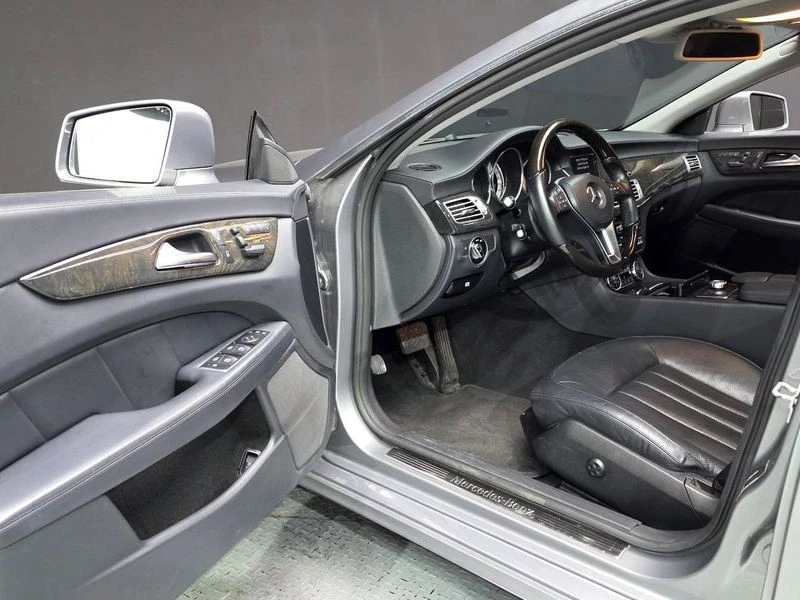 Mercedes-Benz CLS CLS350| 302к.с.| ВКЛ.ТЕХНОТЕСТ, снимка 11 - Автомобили и джипове - 55573168