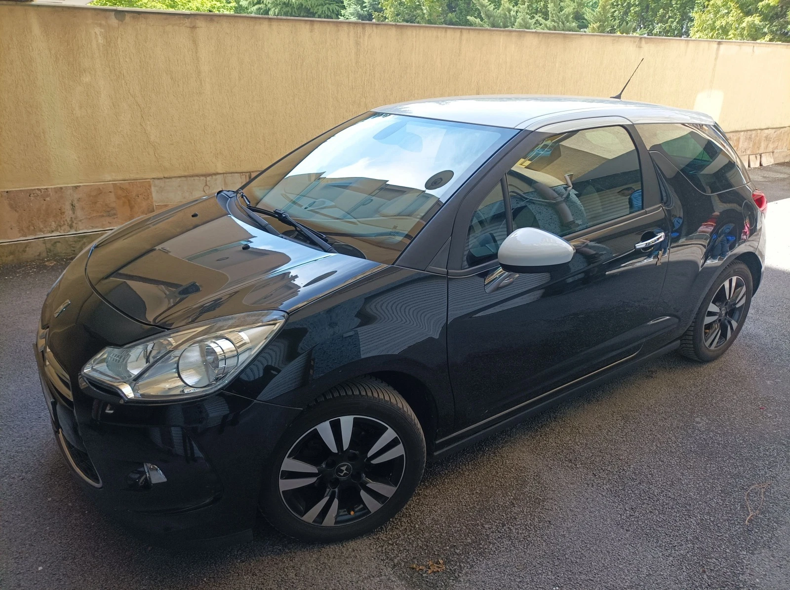 Citroen DS3 1.6 бензин, кожа, навигация - изображение 3