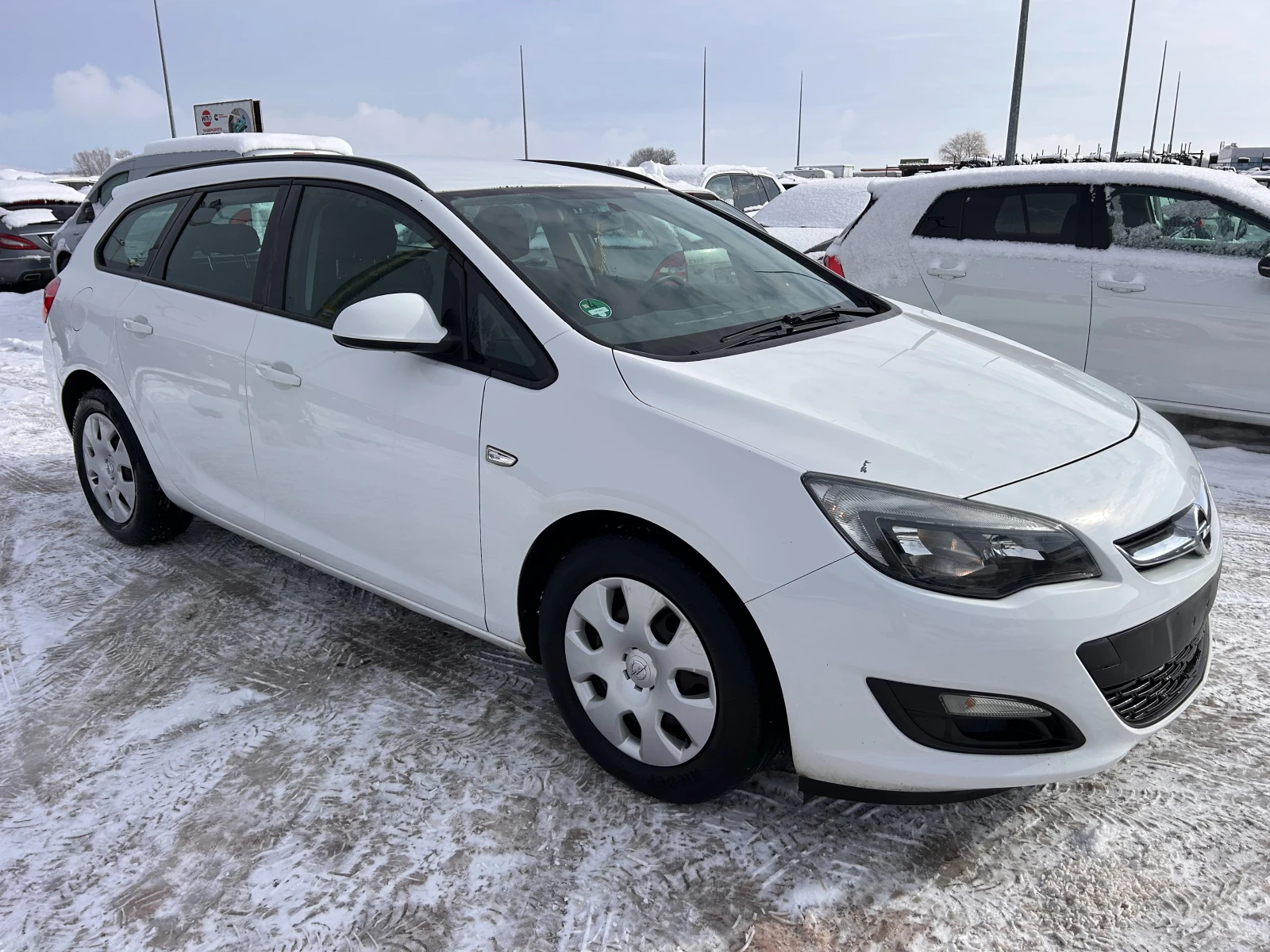 Opel Astra 1.3CDTI NAVI EURO 5 - изображение 4