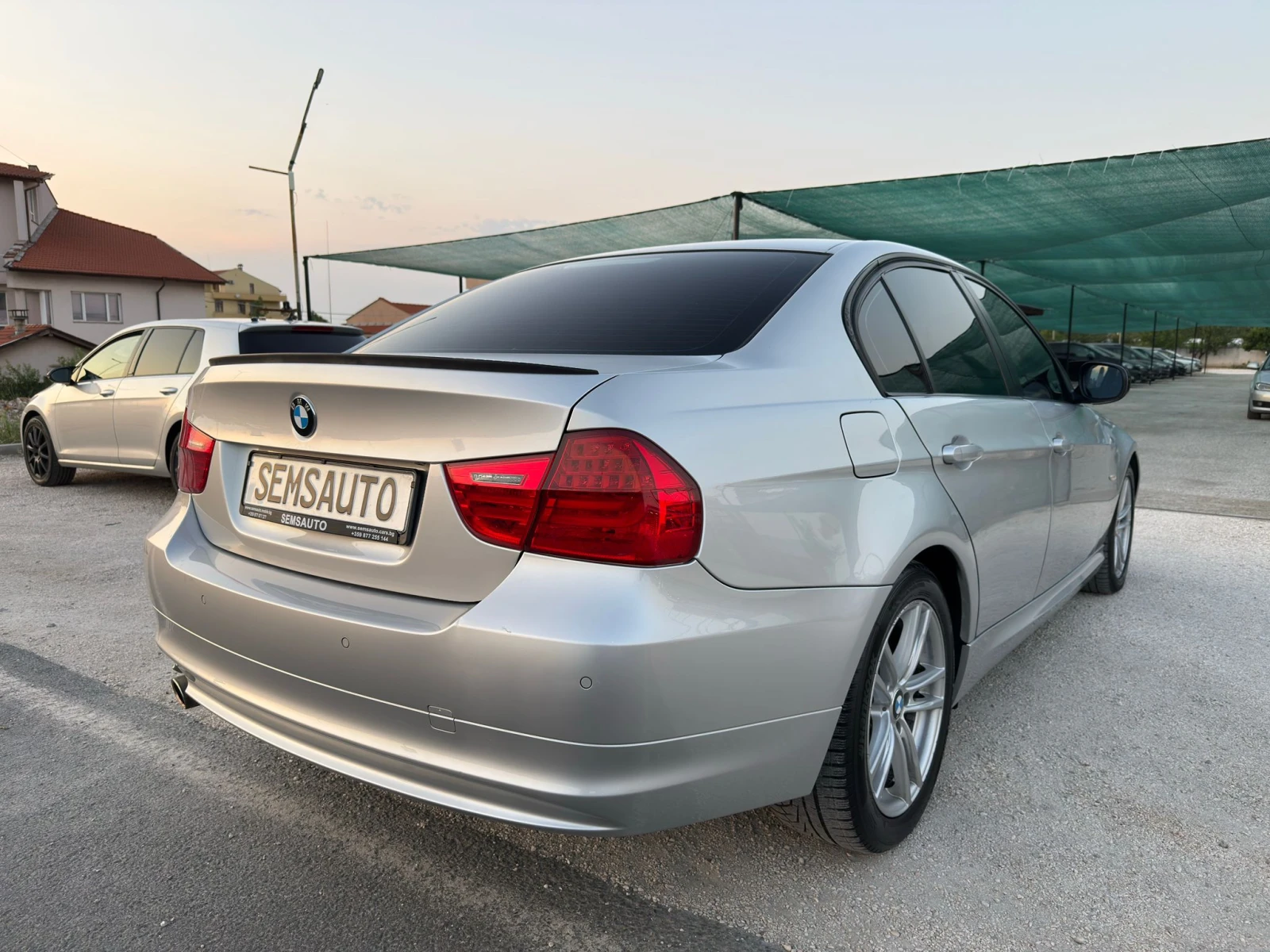 BMW 318 2.0i ТОП състояние - изображение 4