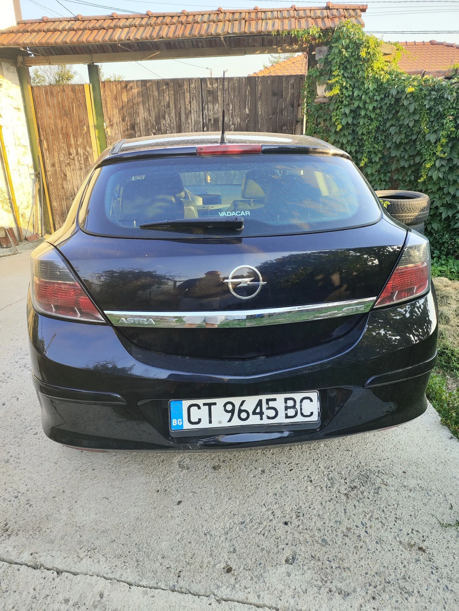 Opel Astra GTC - изображение 5