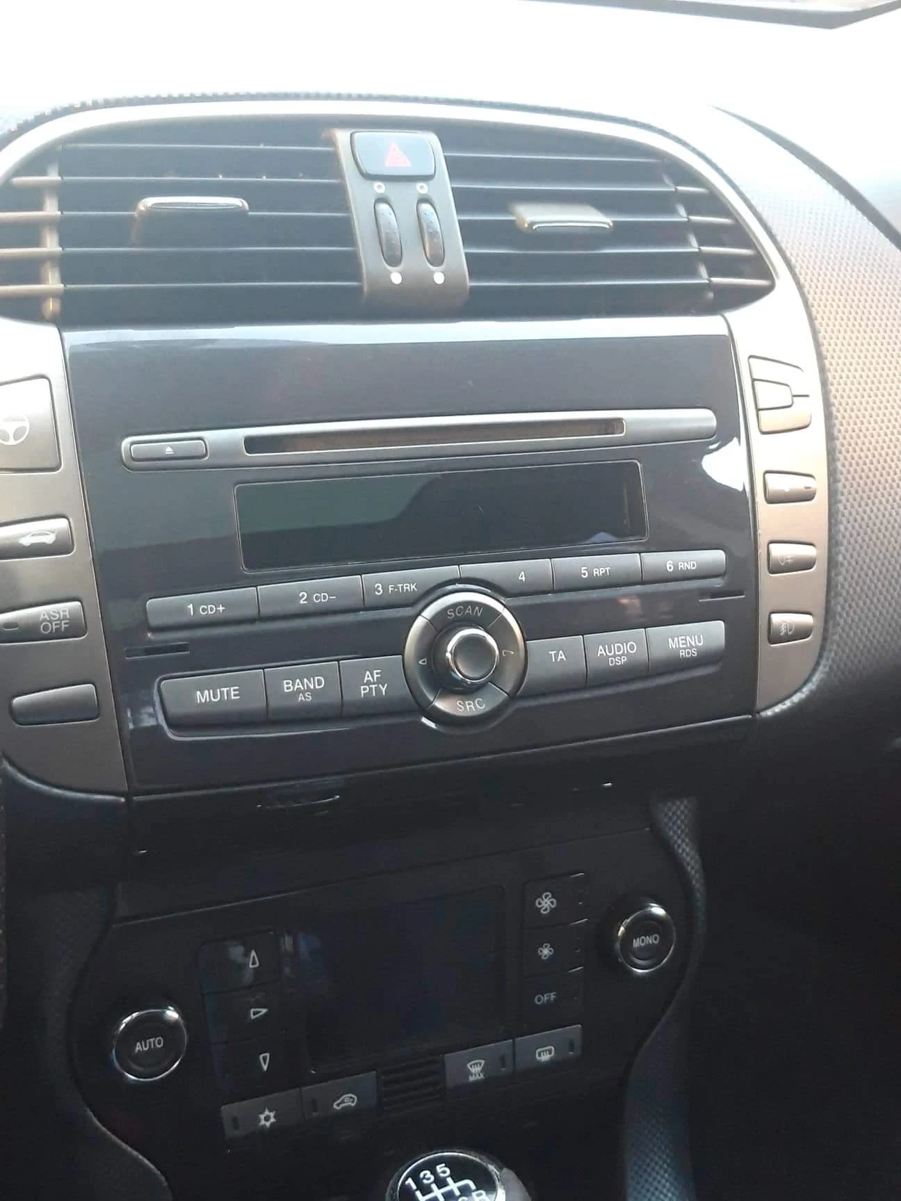Fiat Bravo 1.9 MJET - изображение 7