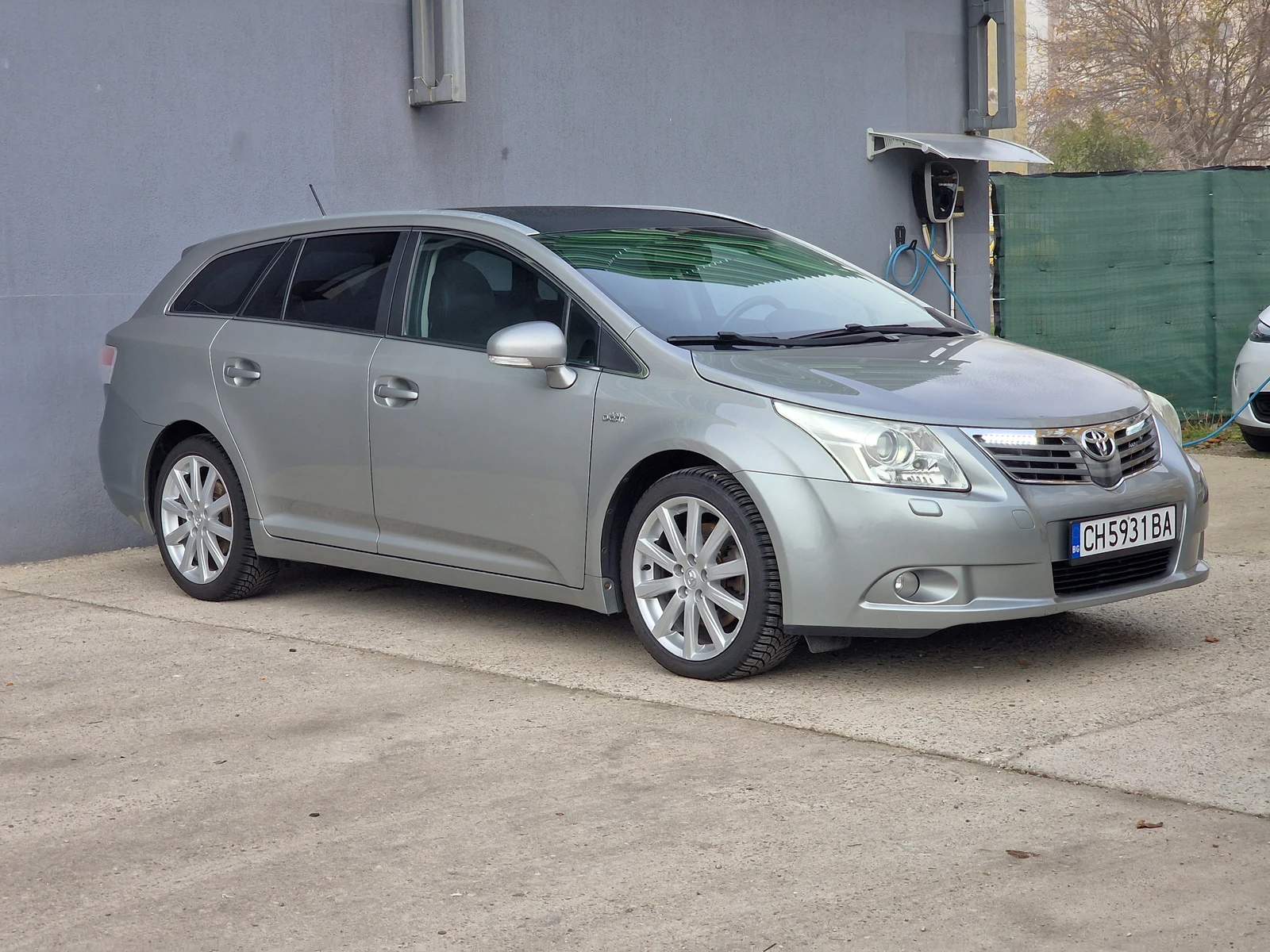 Toyota Avensis 2.2 D-CAT  | Mobile.bg   2