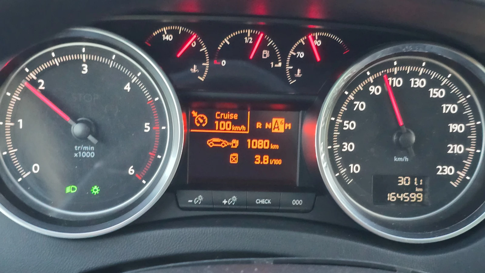 Peugeot 508 1.6 eHDI | Mobile.bg � ����������� 10