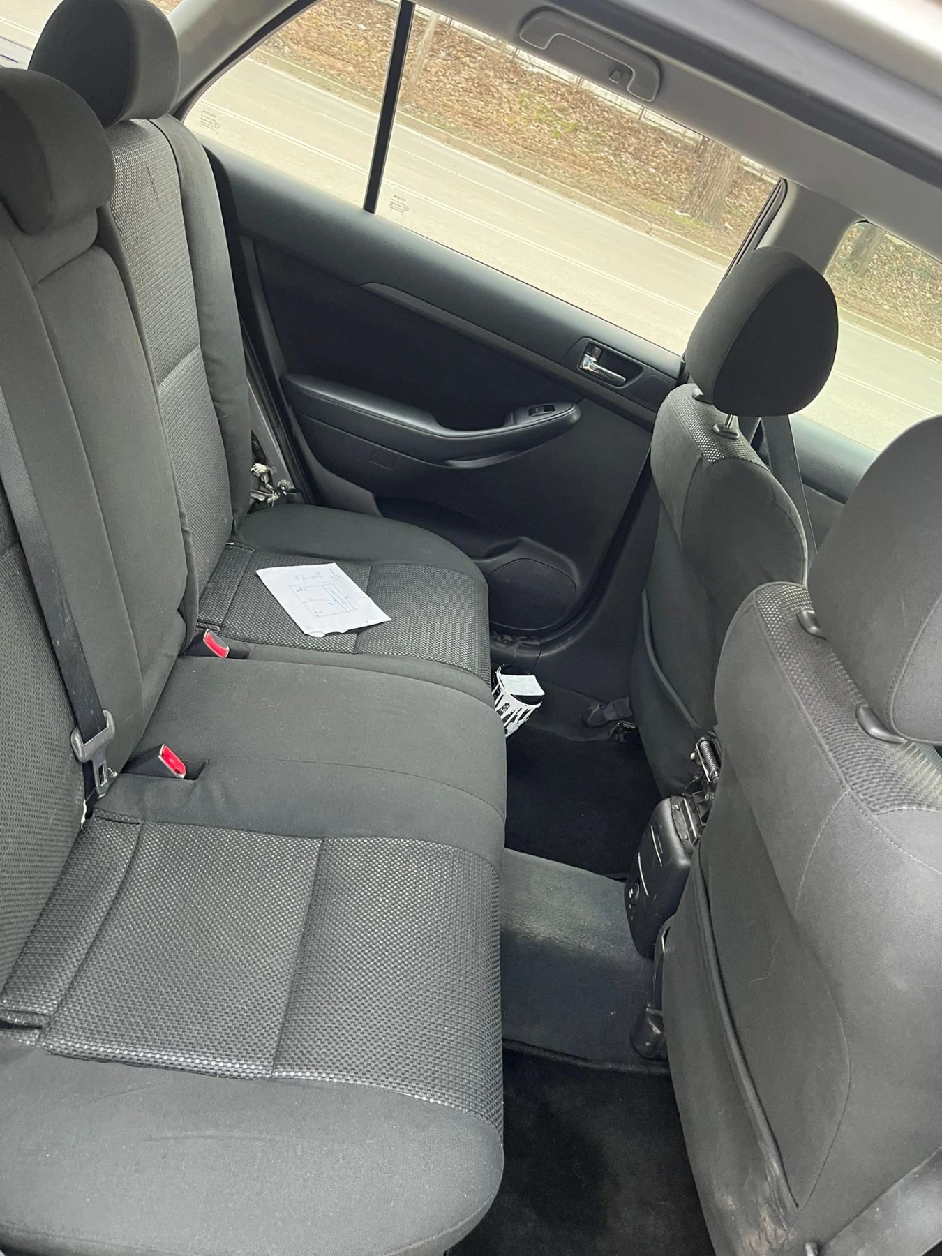 Toyota Avensis  - изображение 9