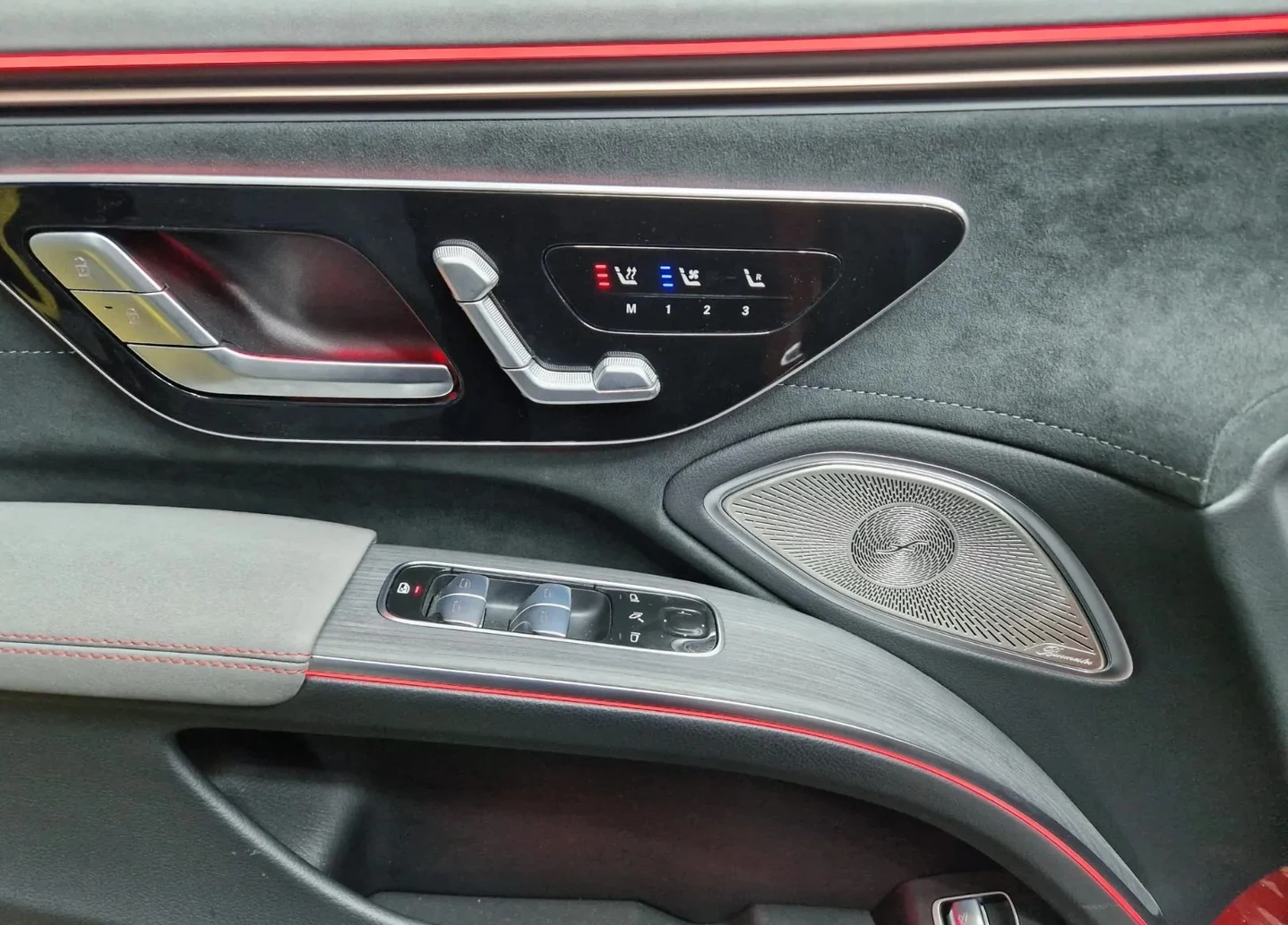 Mercedes-Benz EQS 450+ AMG-Line, снимка 5 - Автомобили и джипове - 53907790