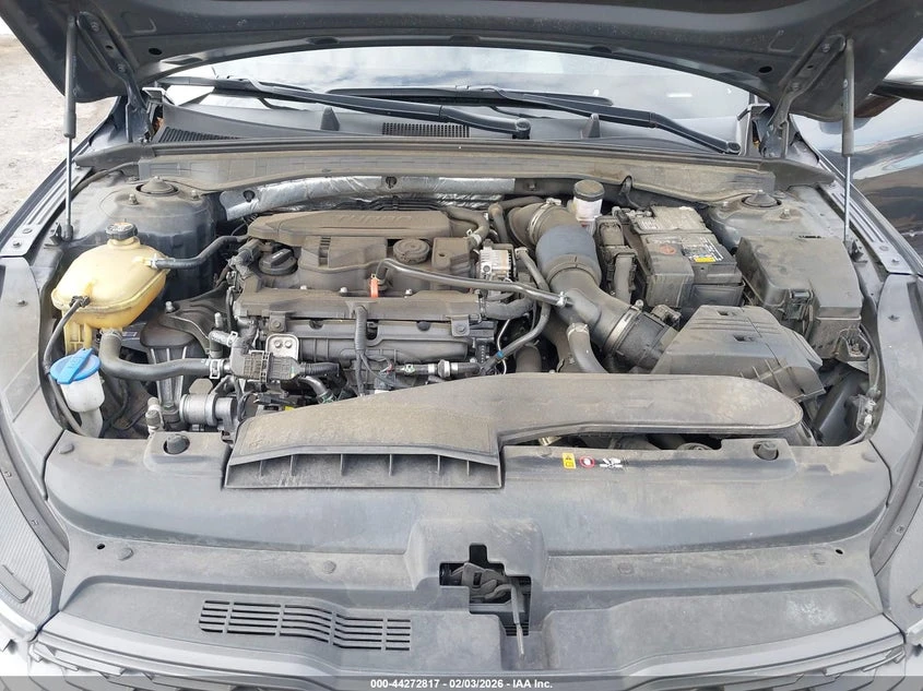 Kia K5 1.6l Ex, снимка 10 - Автомобили и джипове - 53907284