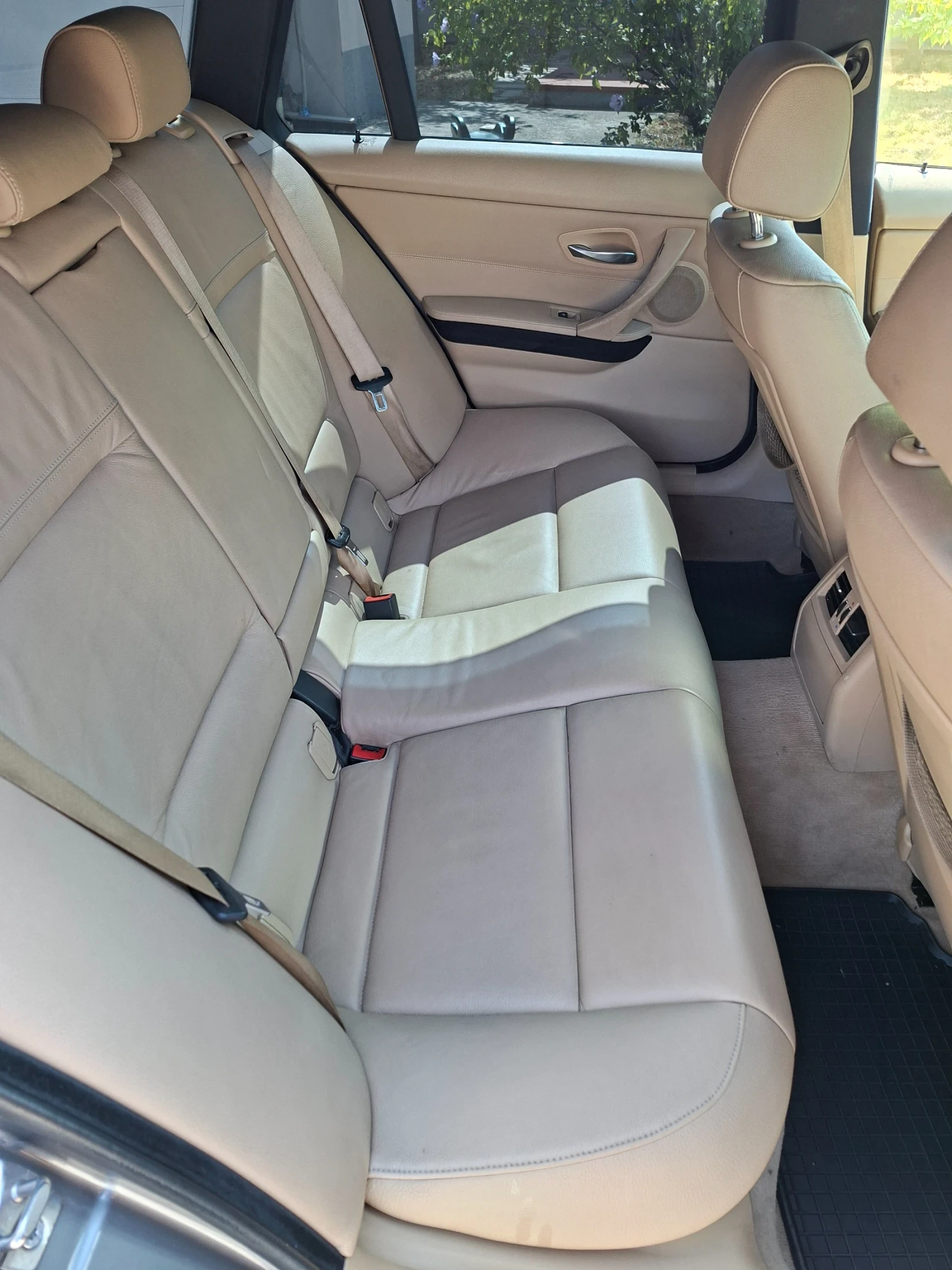 BMW 320 320d 177hp, снимка 10 - Автомобили и джипове - 53948880