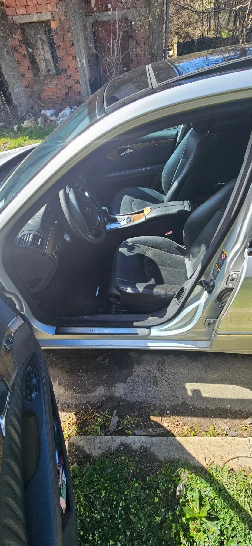 Mercedes-Benz E 320 Е320, снимка 8 - Автомобили и джипове - 54098923