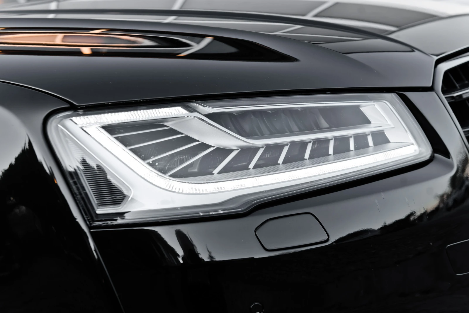 Audi S8 PLUS , снимка 17 - Автомобили и джипове - 54144007