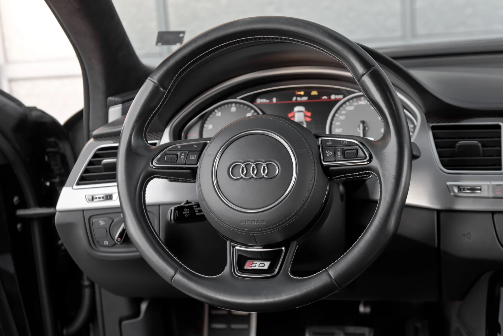 Audi S8 PLUS , снимка 15 - Автомобили и джипове - 54144007