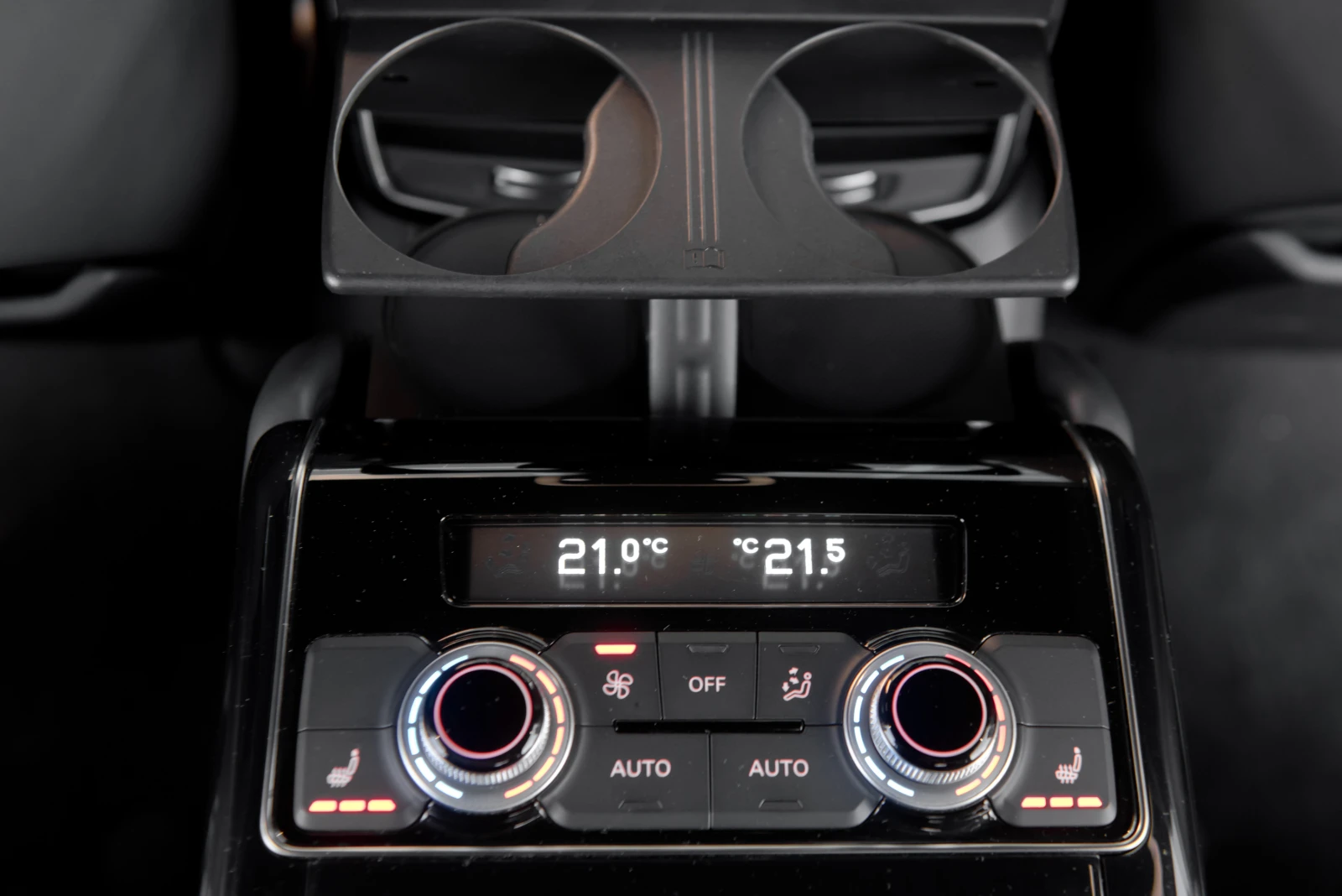 Audi S8 PLUS , снимка 14 - Автомобили и джипове - 54144007