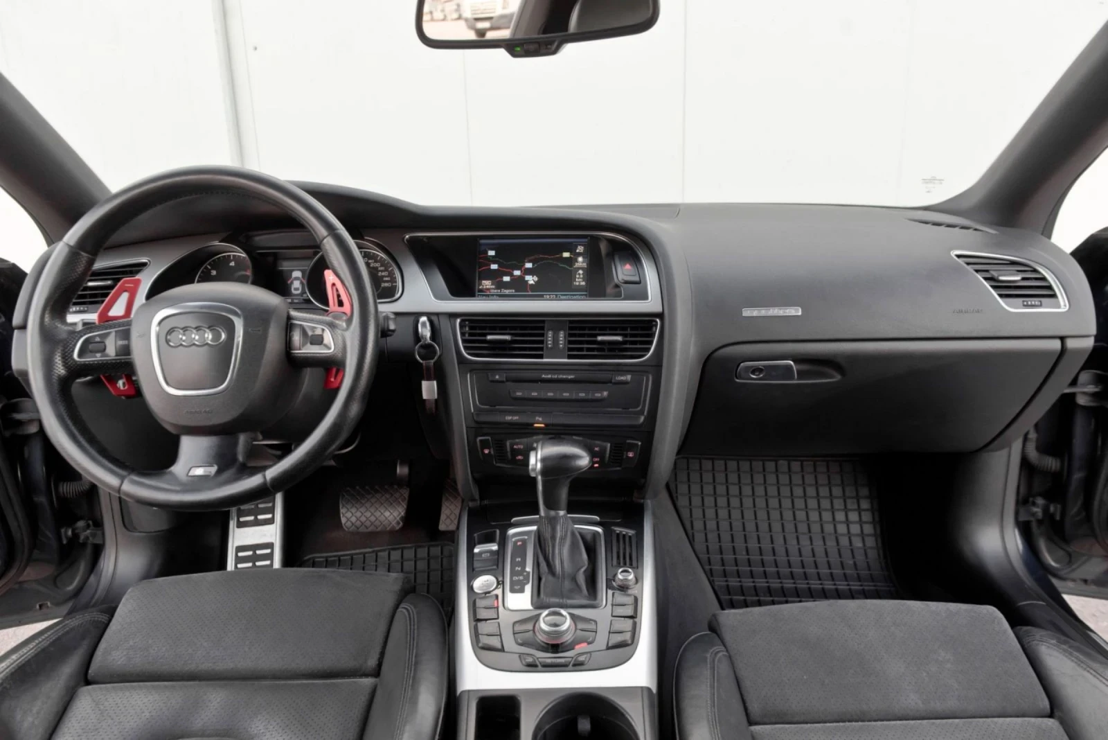 Audi A5 S-line , снимка 11 - Автомобили и джипове - 54282729