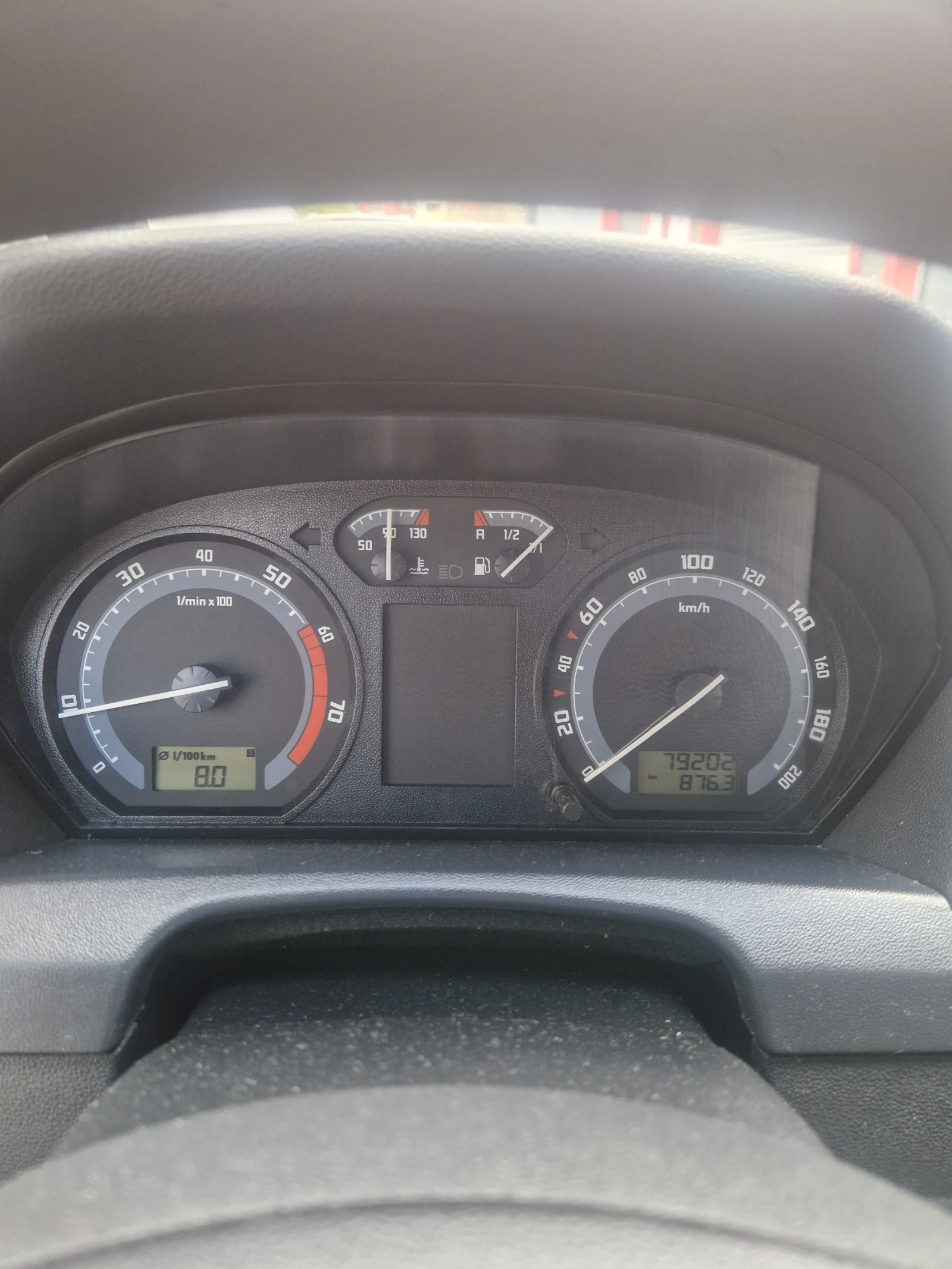 Skoda Fabia ЧИСТО НОВА, снимка 7 - Автомобили и джипове - 54483067
