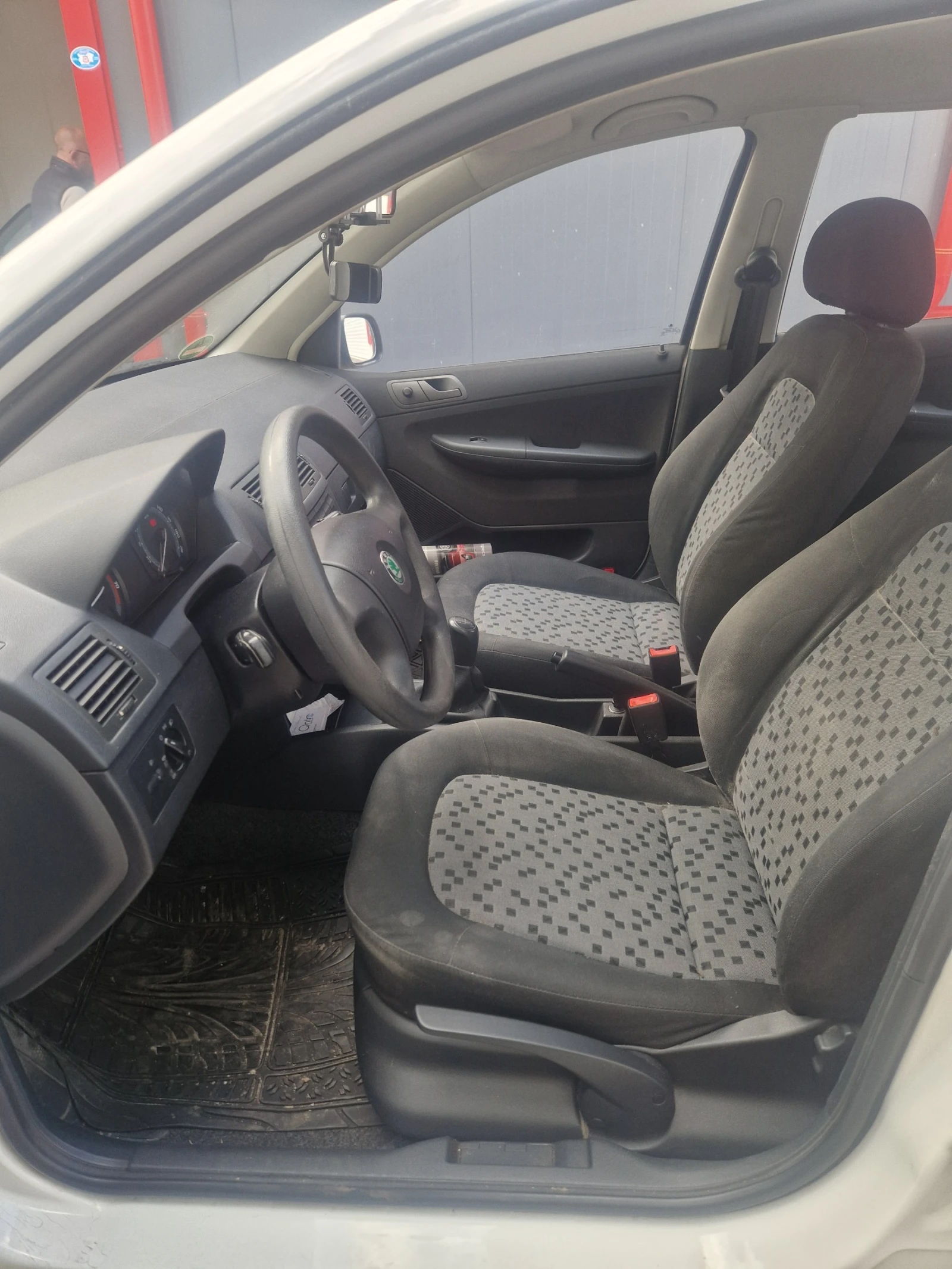 Skoda Fabia ЧИСТО НОВА, снимка 9 - Автомобили и джипове - 54483067