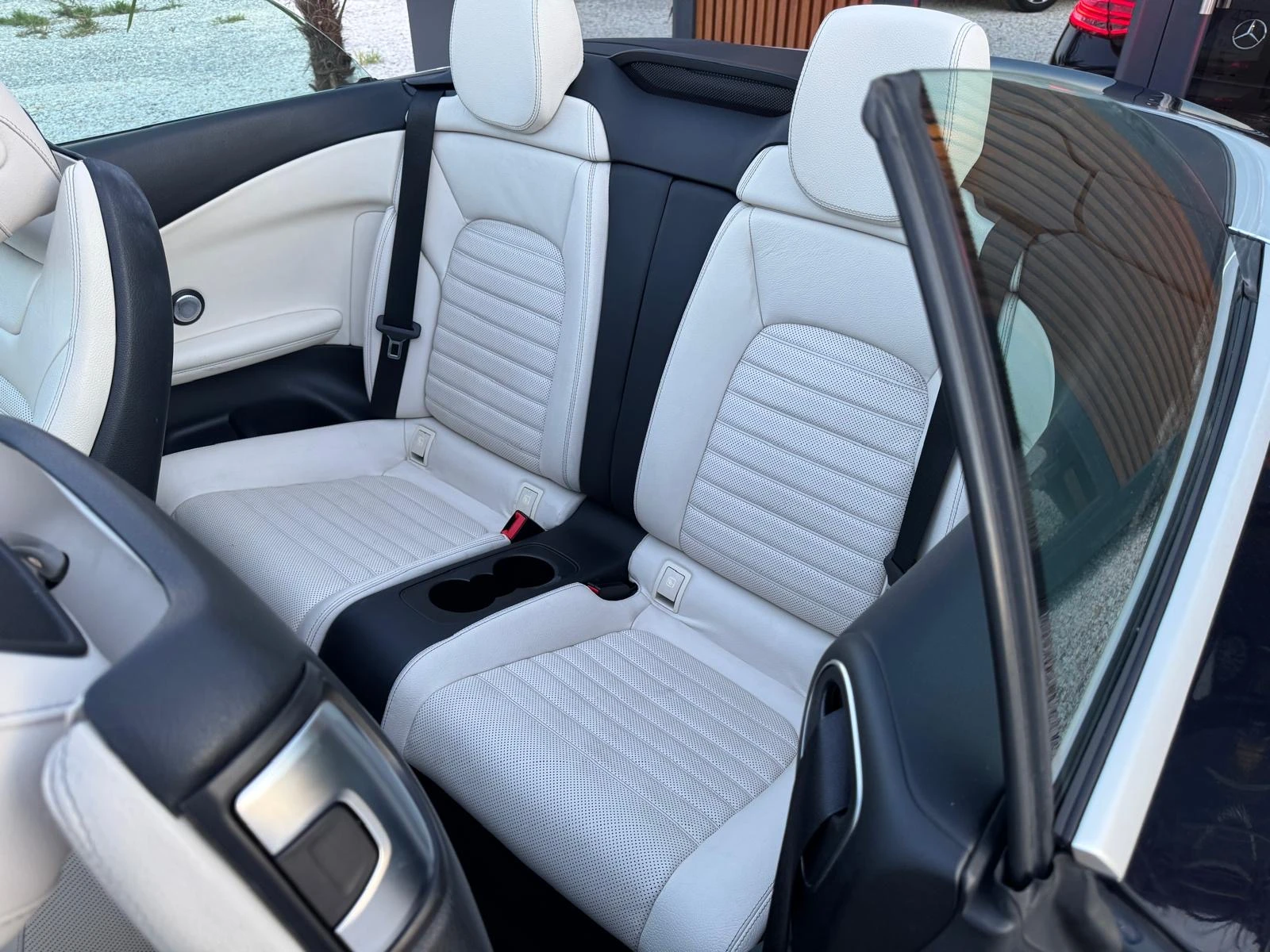 Mercedes-Benz C 220 AMG Cabrio, снимка 12 - Автомобили и джипове - 54743668