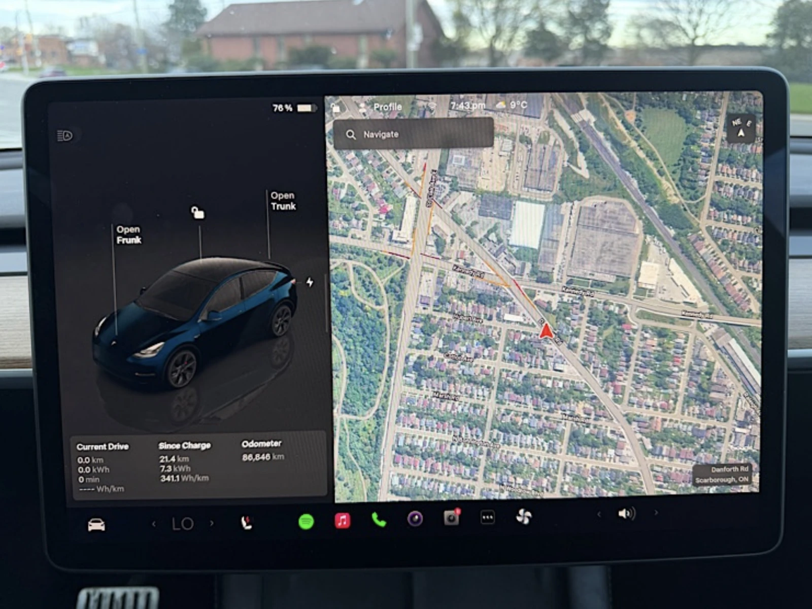 Tesla Model Y Performance / AWD, снимка 11 - Автомобили и джипове - 54928164