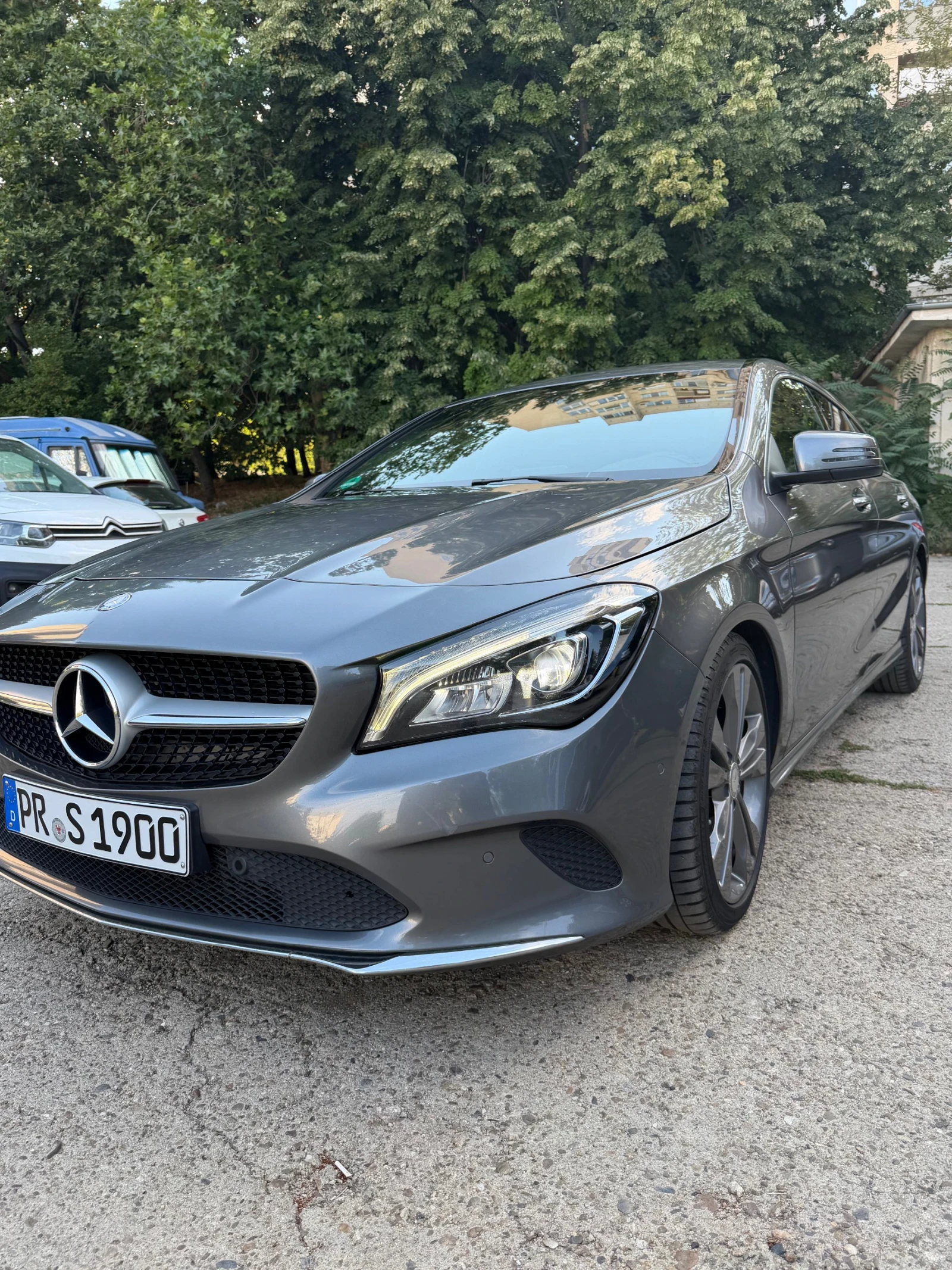 Mercedes-Benz CLA 220