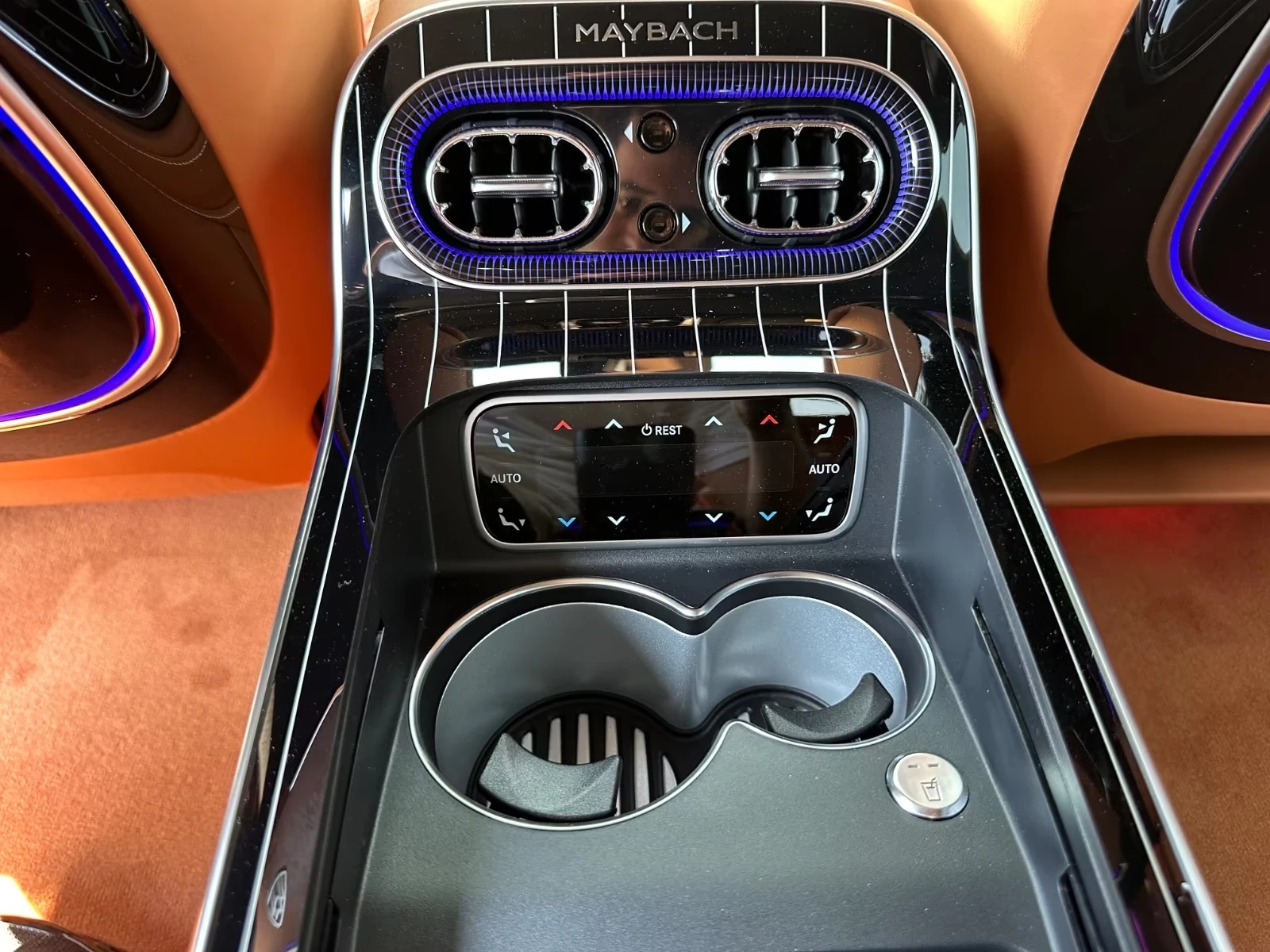 Mercedes-Benz S 580 MAYBACH * FACELIFT* FIRST-CLASS E-ACTIVE-BODY  | Mobile.bg � ����������� 14