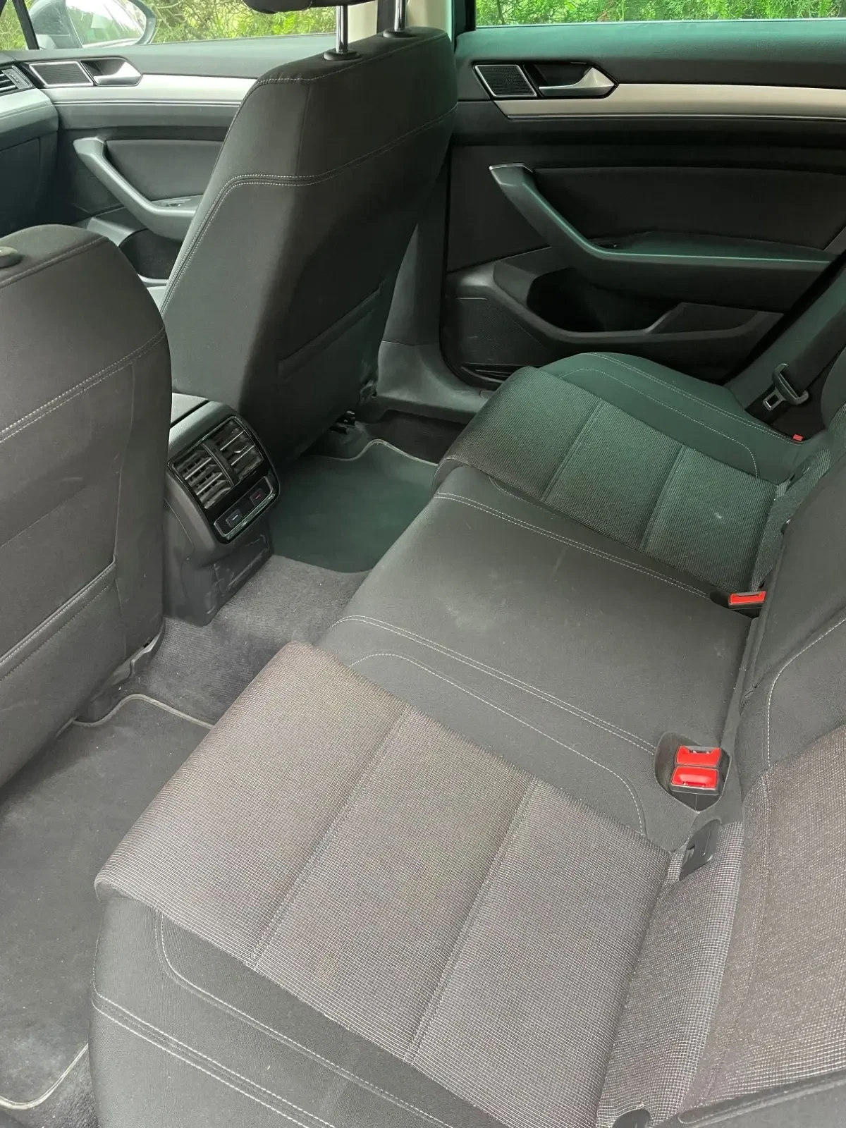 VW Passat 2.0 TDI / 150 кс / от Белгия, снимка 7 - Автомобили и джипове - 55741041