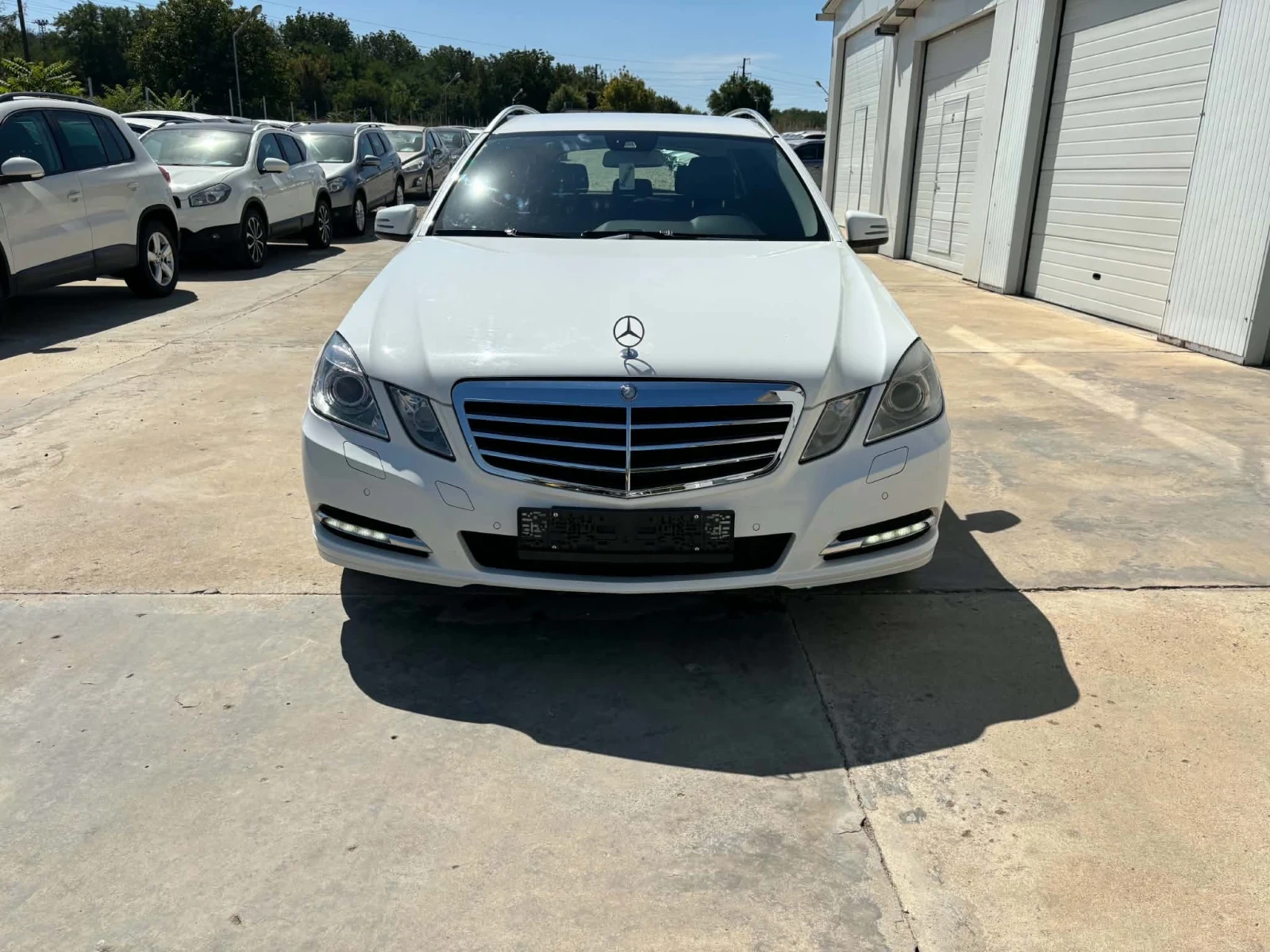 Mercedes-Benz E 220 2.2cdi 170k.c* Avtom* Facelift* UNIKAT* , снимка 11 - Автомобили и джипове - 55984443