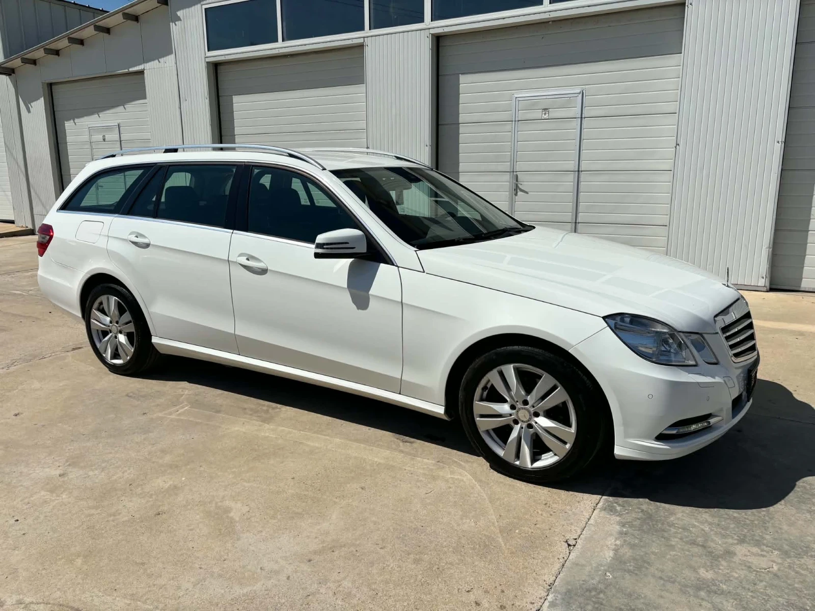 Mercedes-Benz E 220 2.2cdi 170k.c* Avtom* Facelift* UNIKAT* , снимка 14 - Автомобили и джипове - 55984443