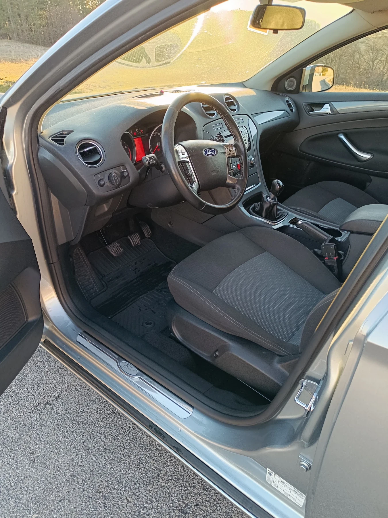 Ford Mondeo, снимка 10 - Автомобили и джипове - 56247732