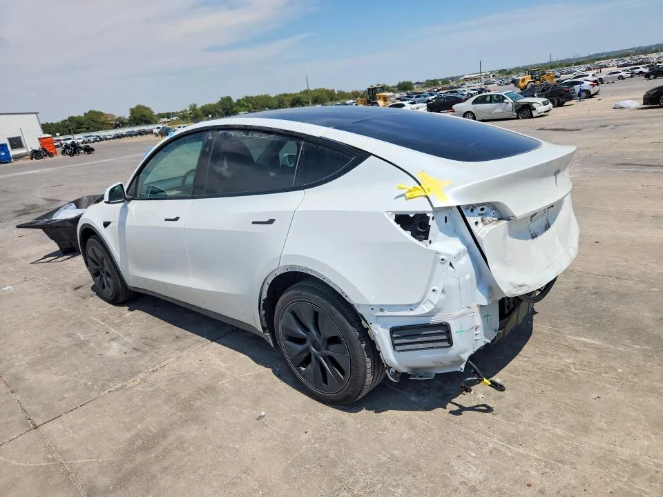 Tesla Model Y КУПИ СЕГА ЦЕНА, снимка 2 - Автомобили и джипове - 56254061