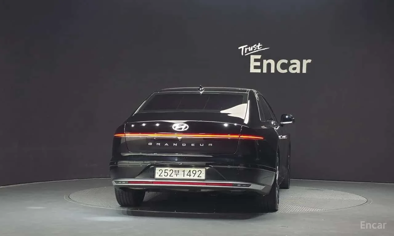 Hyundai Grandeur * 2, 5 Gasoline 2WD *  | Mobile.bg � ����������� 4