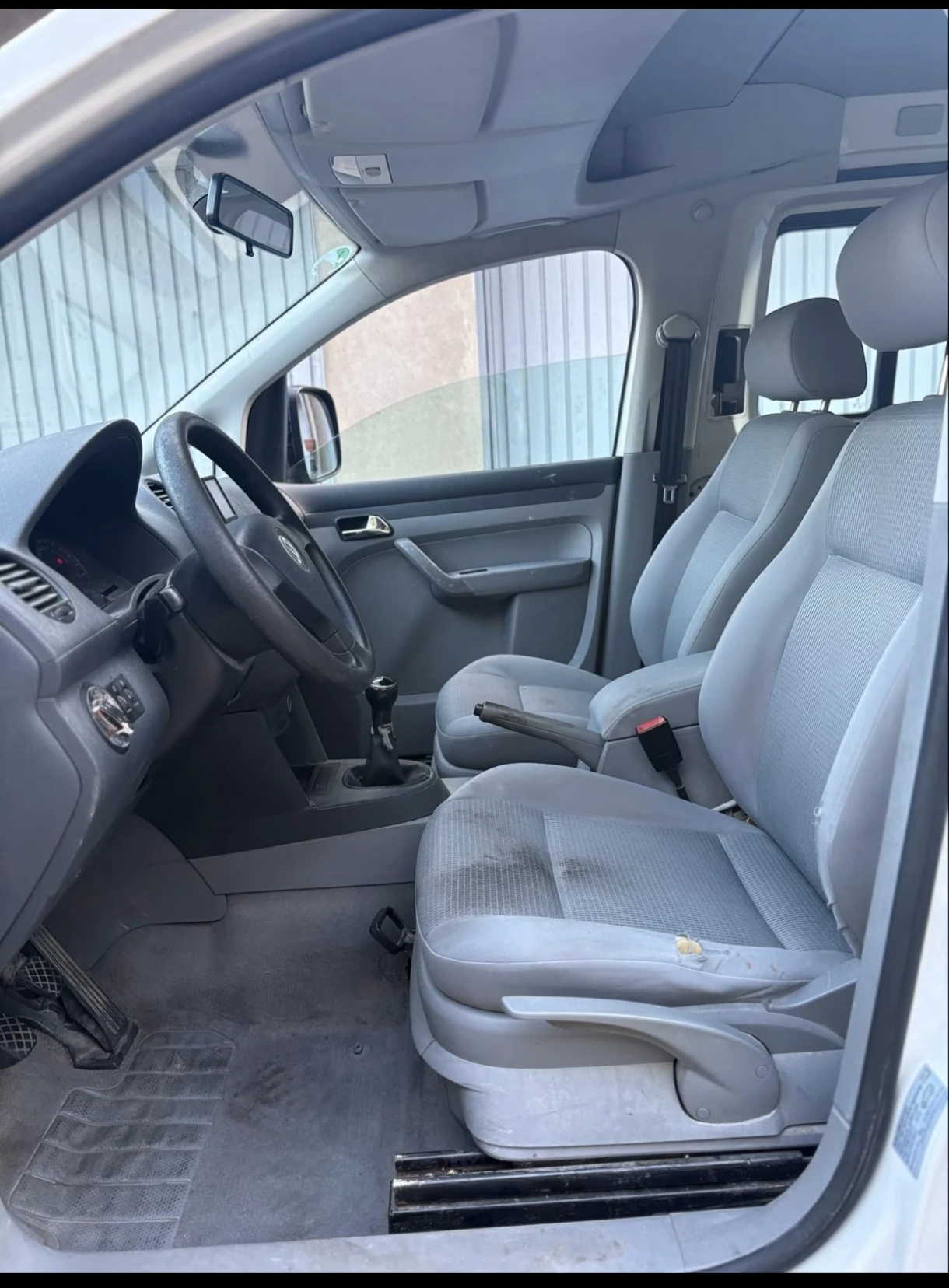 VW Caddy, снимка 6 - Автомобили и джипове - 56637281