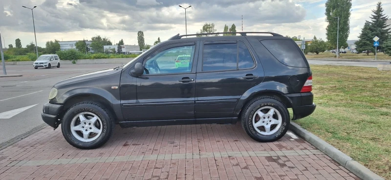 Mercedes-Benz ML 320, снимка 4 - Автомобили и джипове - 47077586