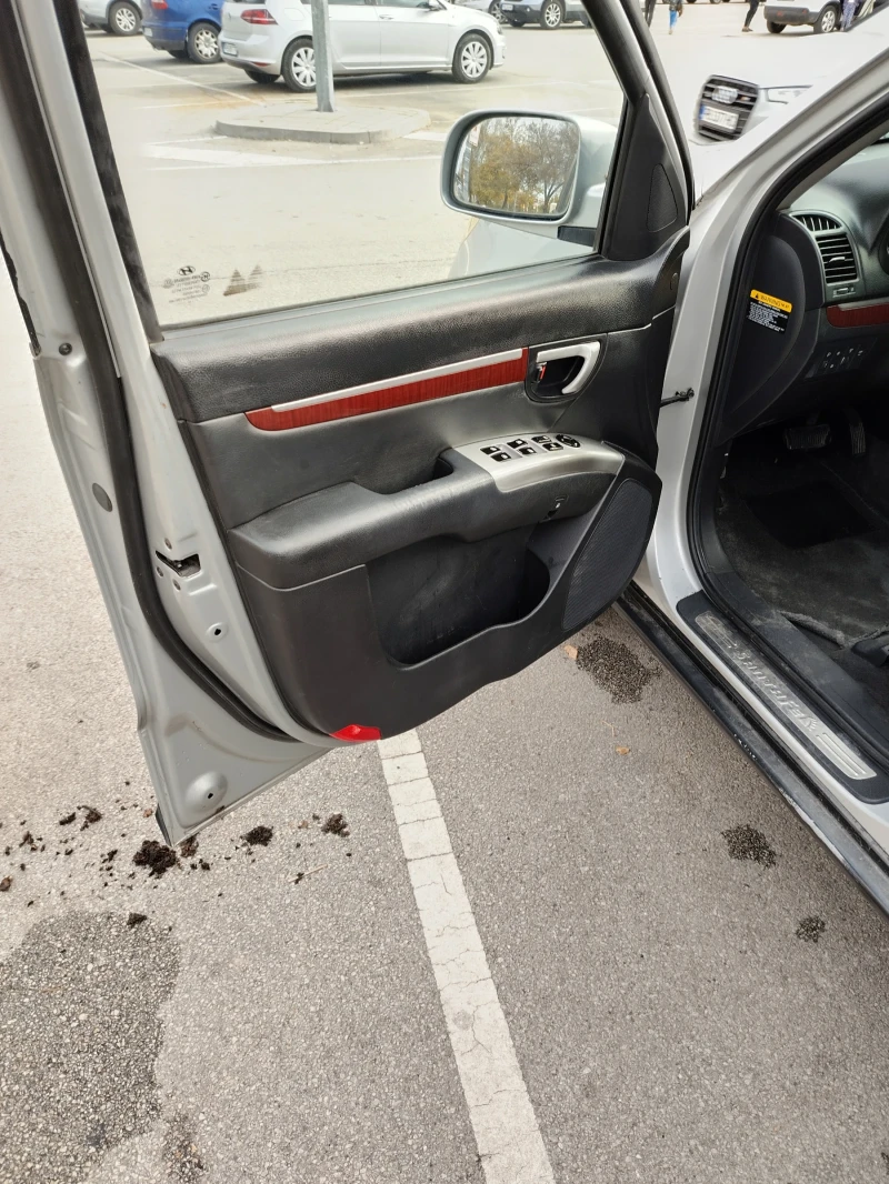 Hyundai Santa fe 2.5 4WD, снимка 8 - Автомобили и джипове - 52369891