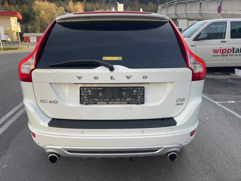 Volvo XC60 R Design D5 Face Xenon 4x4, снимка 3 - Автомобили и джипове - 52693601