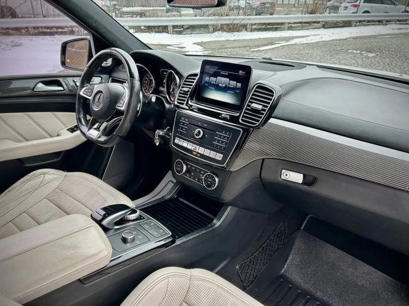 Mercedes-Benz GLE 63 S AMG Keyless Entry* B&O Sound* Pano* Обдухване* Камера, снимка 8 - Автомобили и джипове - 52848263