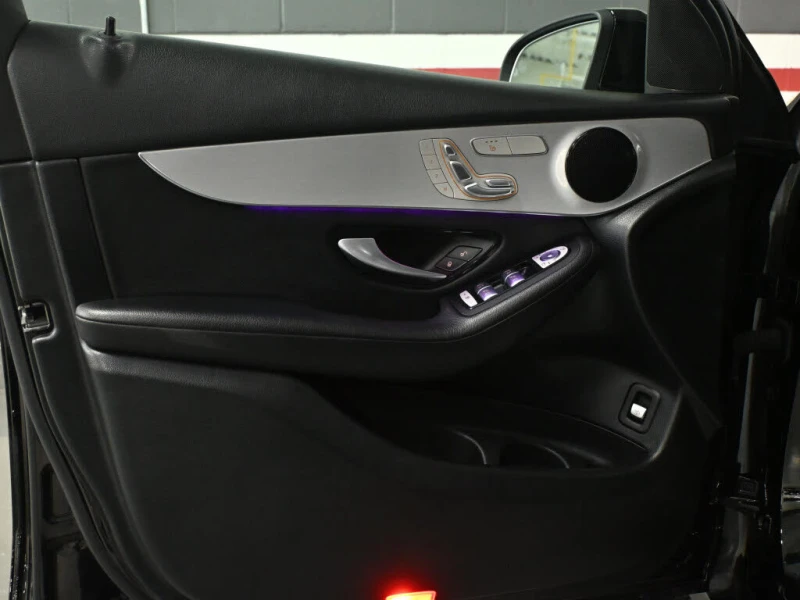 Mercedes-Benz GLC 300 PAANO * HeadUp* АвтоКредит* (ЦЕНА ДО БГ), снимка 12 - Автомобили и джипове - 53224234