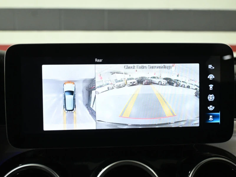 Mercedes-Benz GLC 300 PAANO * HeadUp* АвтоКредит* (ЦЕНА ДО БГ), снимка 15 - Автомобили и джипове - 53224234