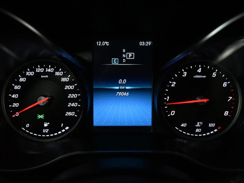 Mercedes-Benz GLC 300 PAANO * HeadUp* АвтоКредит* (ЦЕНА ДО БГ), снимка 11 - Автомобили и джипове - 53224234