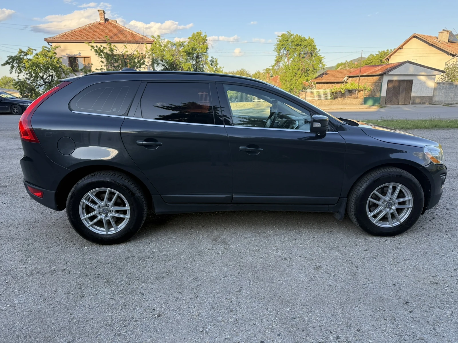 Volvo XC60 D5 Summum - изображение 4