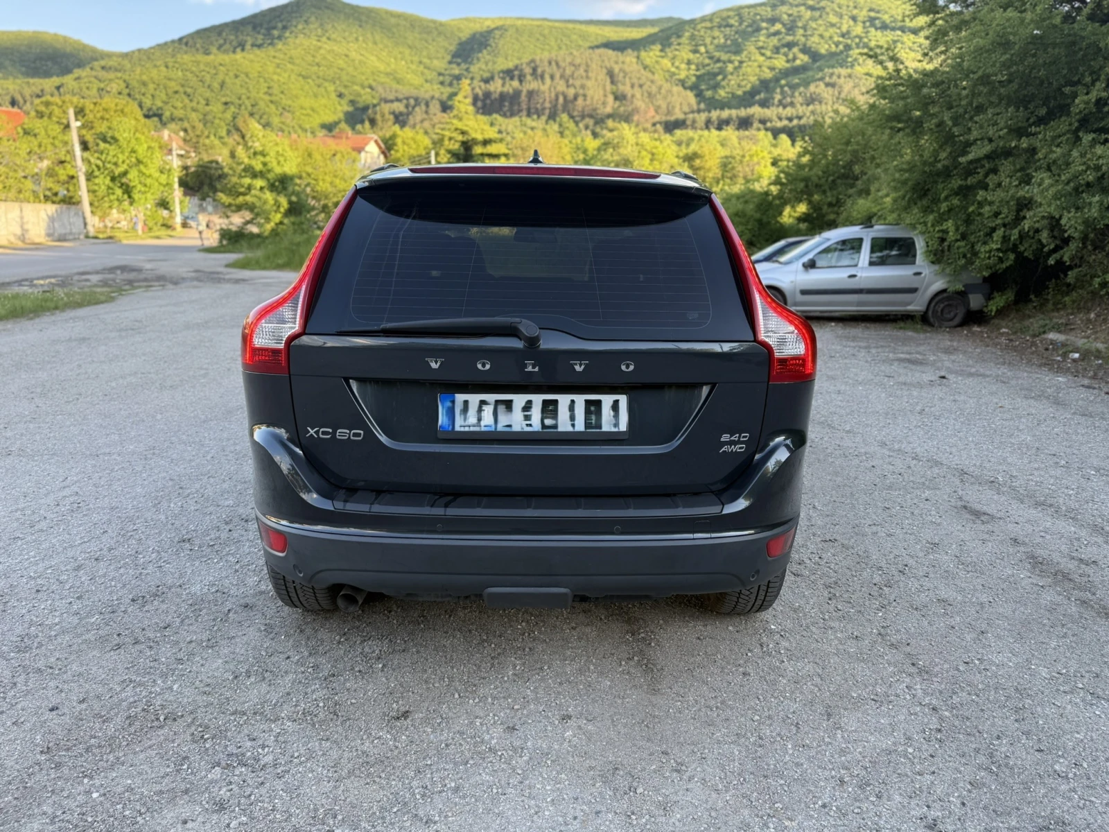 Volvo XC60 D5 Summum - изображение 6