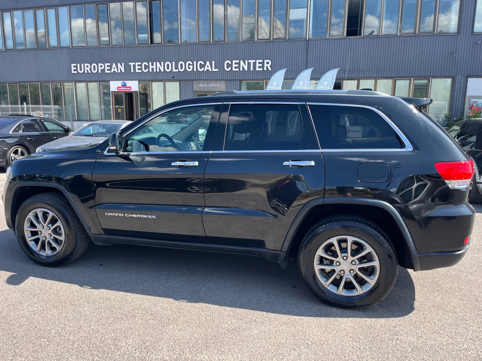 Jeep Grand cherokee 3.0CRDI ТОП СЪСТОЯНИЕ!!!FACELIFT - изображение 6
