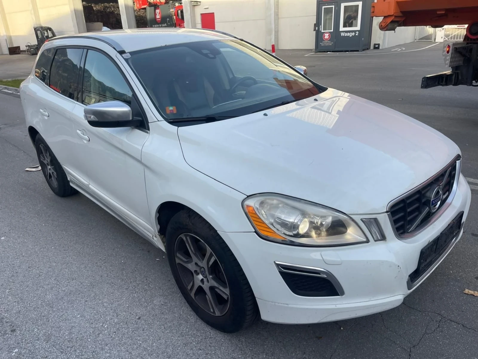 Volvo XC60 R Design D5 Face Xenon 4x4 | Mobile.bg   5