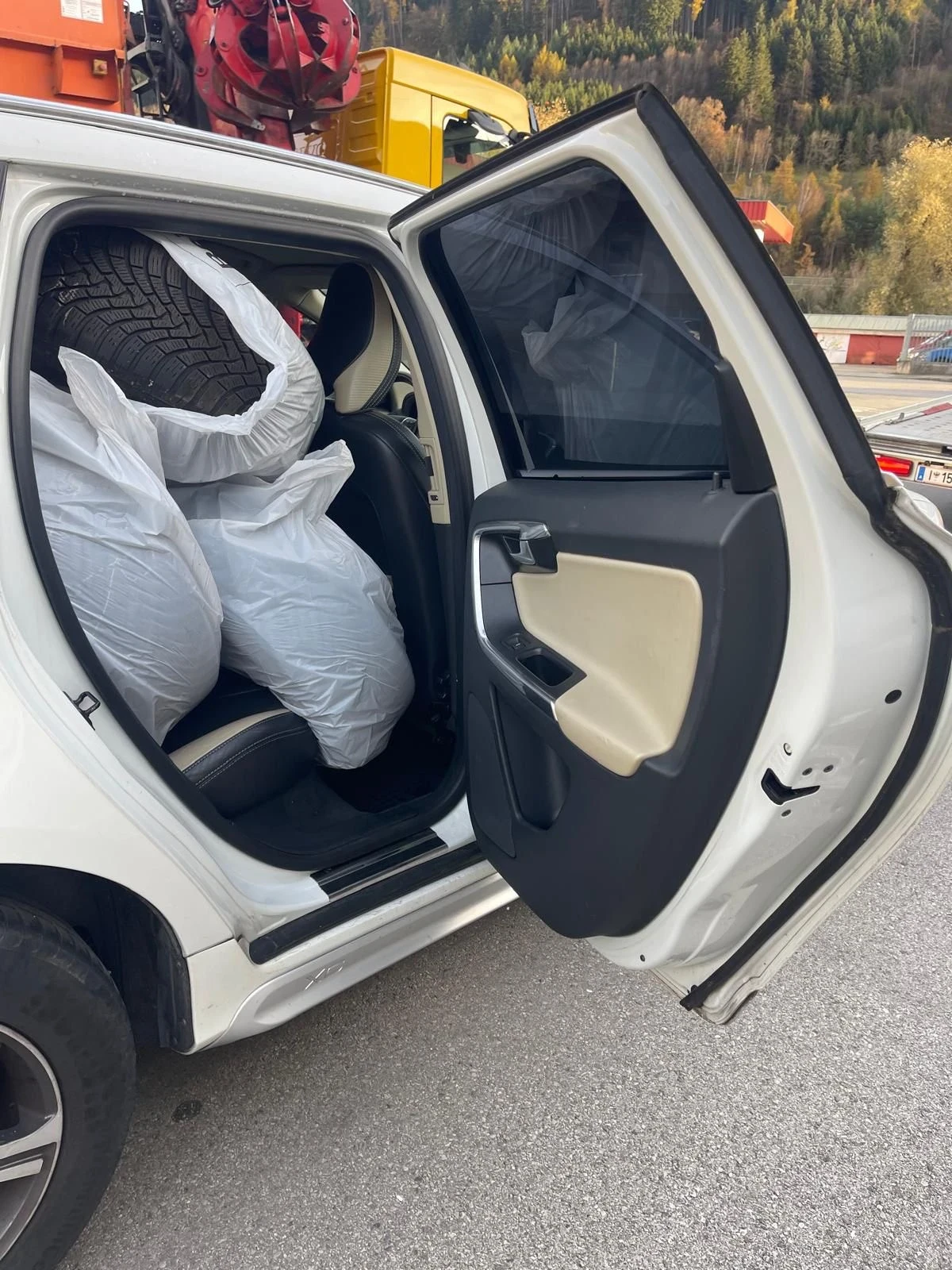 Volvo XC60 R Design D5 Face Xenon 4x4 | Mobile.bg   16