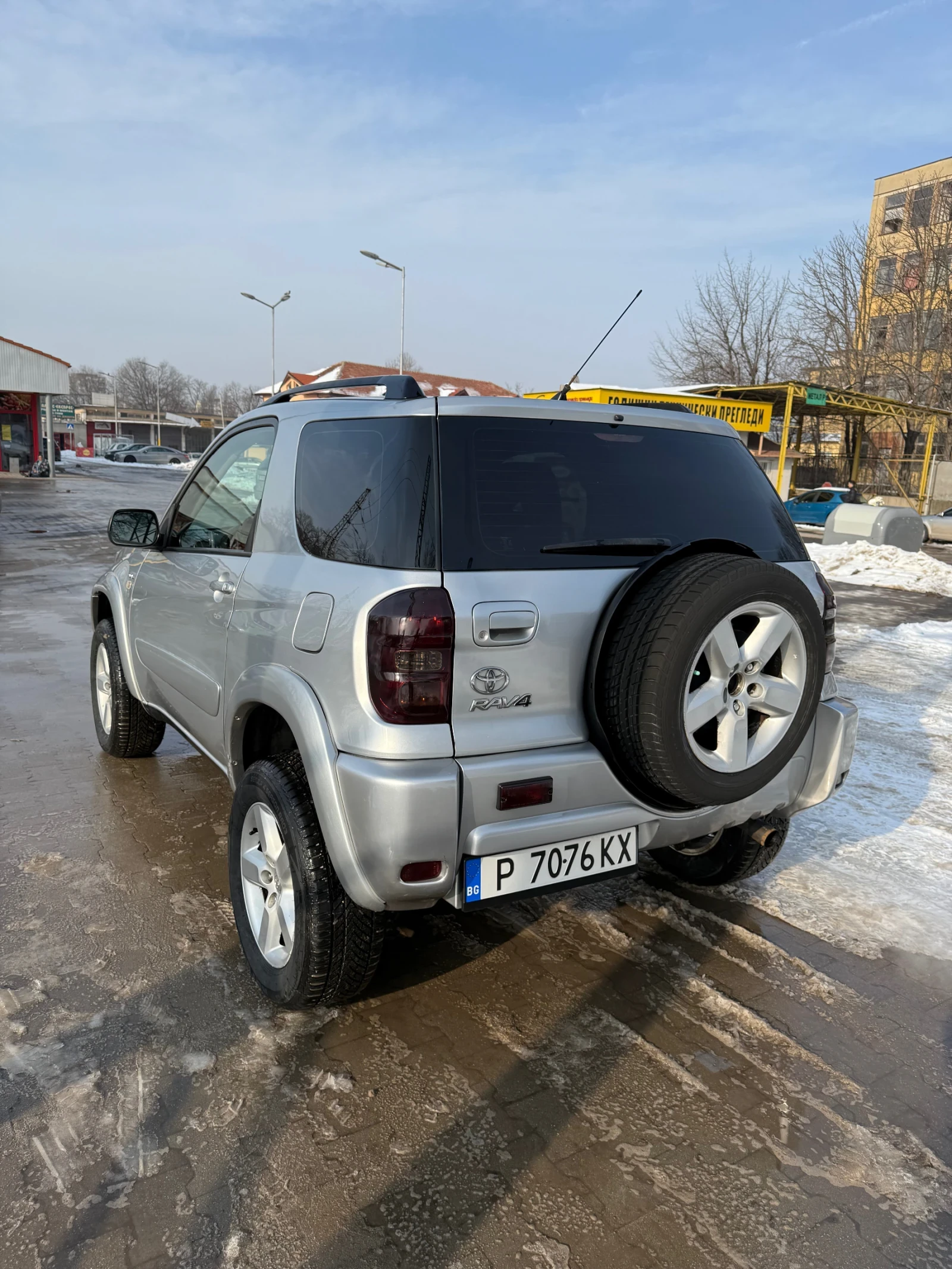 Toyota Rav4  - изображение 4